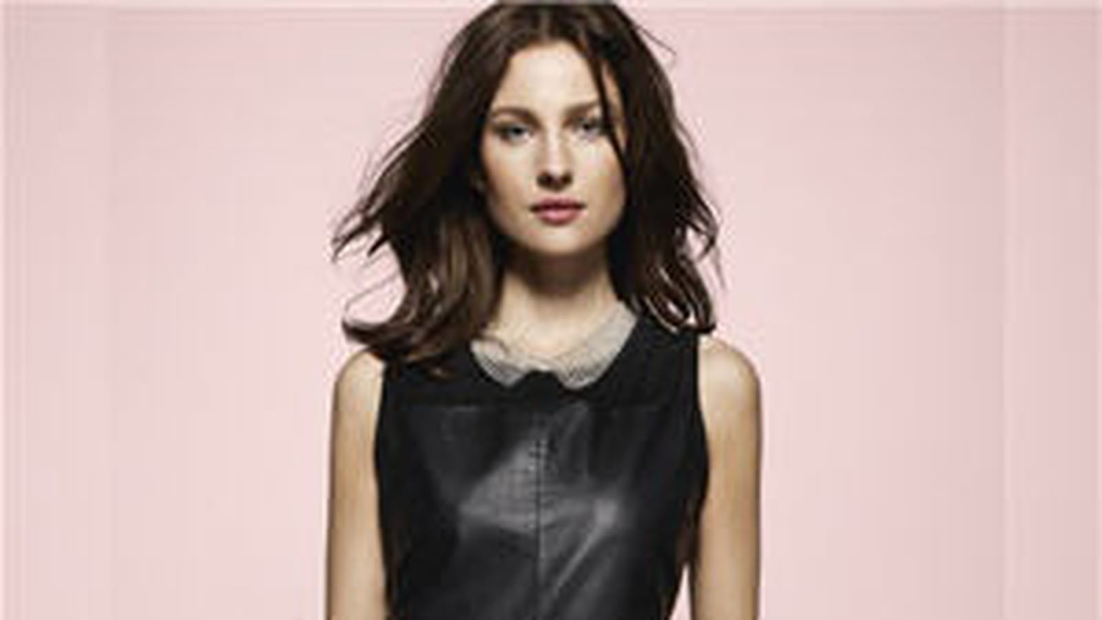 Robe noire "Justine" de Caroll