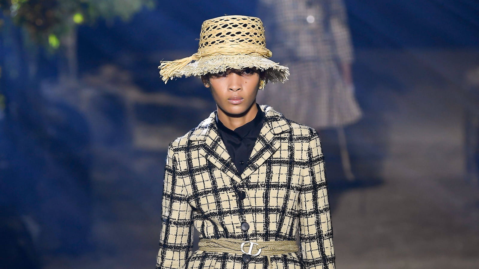 Look 54