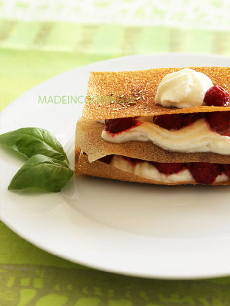 Mille-feuille aux framboises et au miel