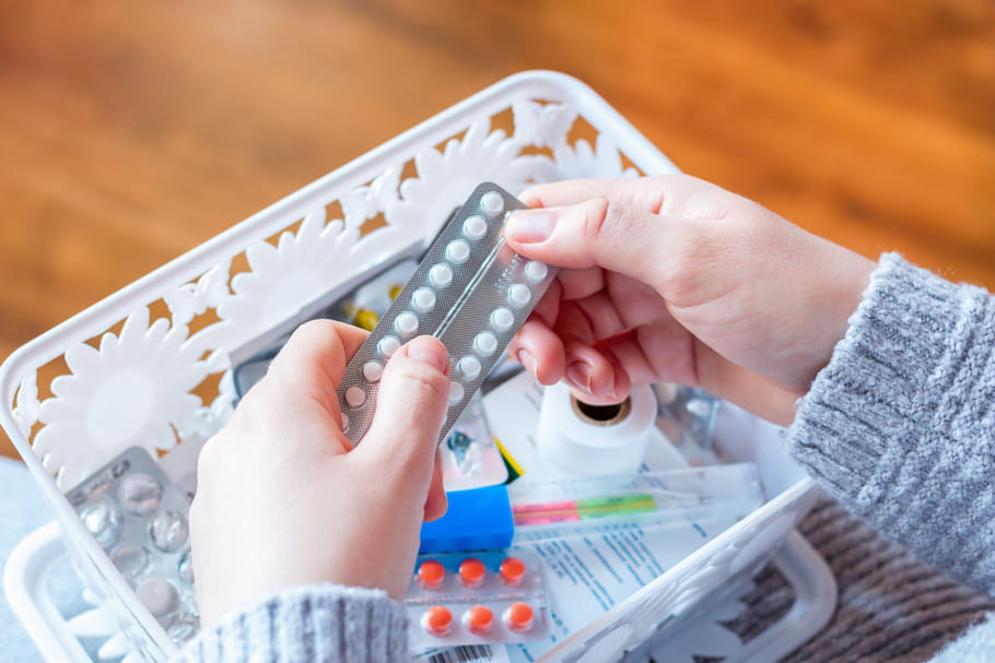 Trousse à pharmacie pour les vacances : liste, médicament, matériel de base