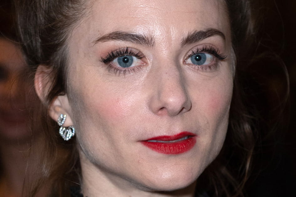 Les l&egrave;vres rouges de Sarah Suco