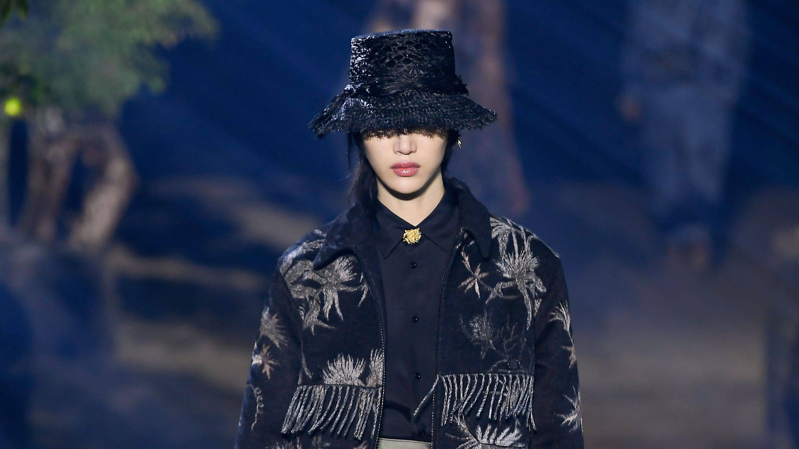 Look 74