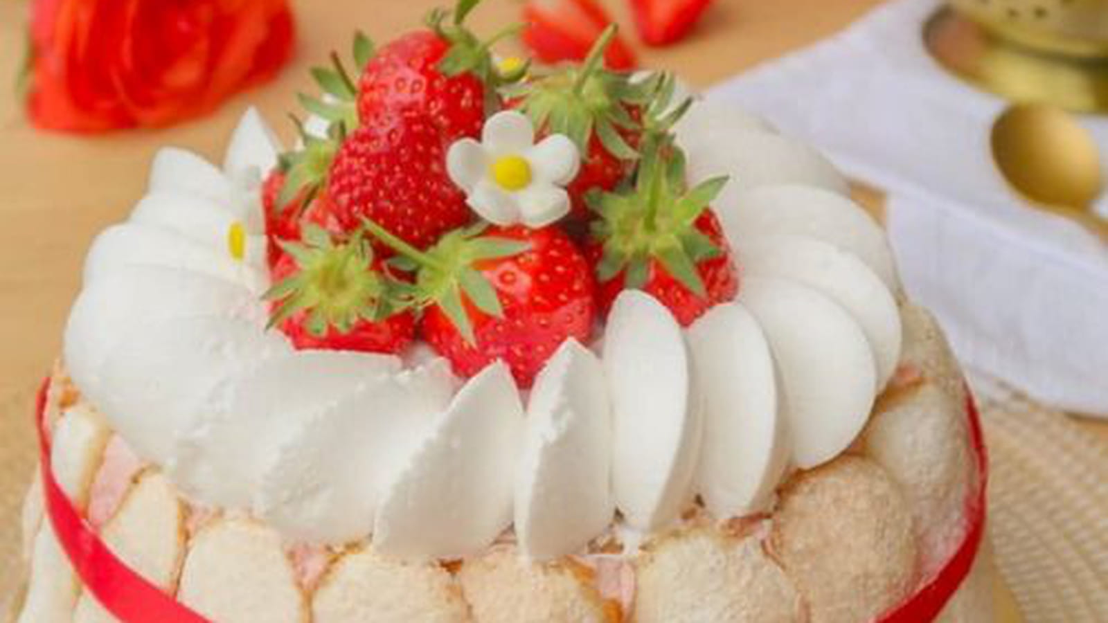 Charlotte aux fraises (vegan)