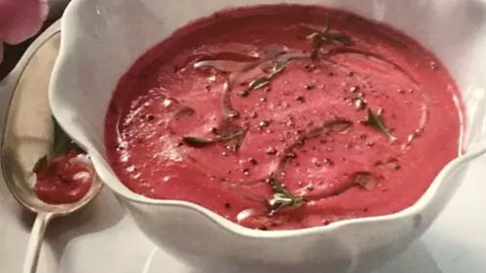 Velouté ensorcelant de céleri à la Betterave de Martine Fallon