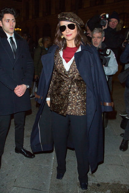 Juliette Binoche au d&eacute;fil&eacute; Giorgio Armani Priv&eacute;