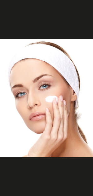 Je prot&egrave;ge ma peau contre les agressions du temps