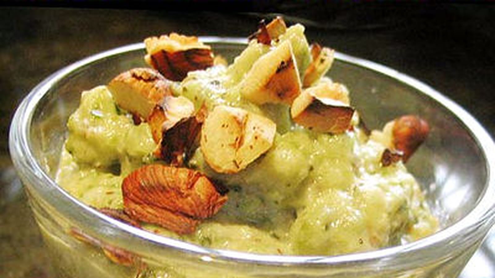 Pesto de courgettes aux noisettes