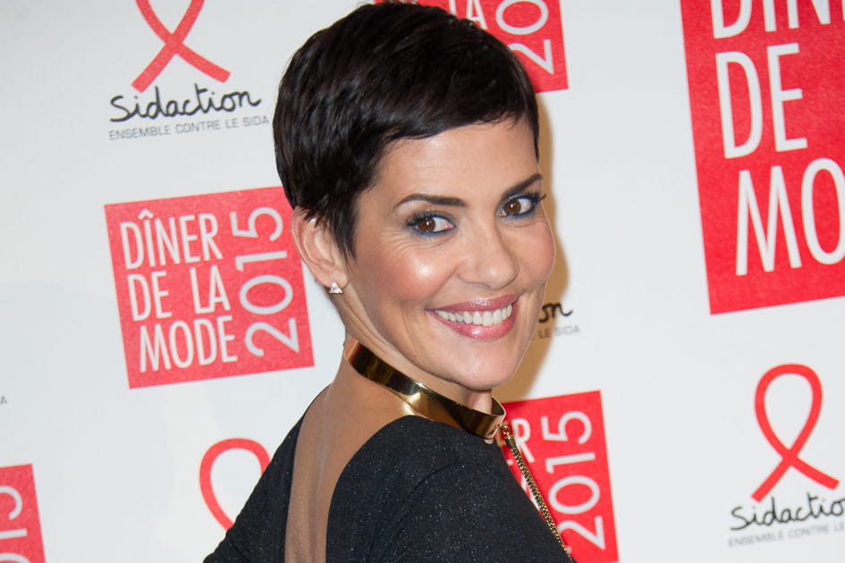 L'highlighter sur les pommettes de Cristina Cordula