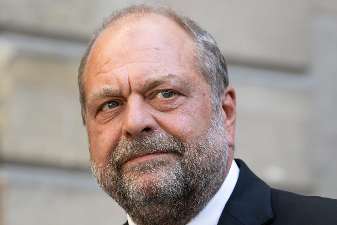 Eric DupondMoretti ses bras d'honneur qui choquent