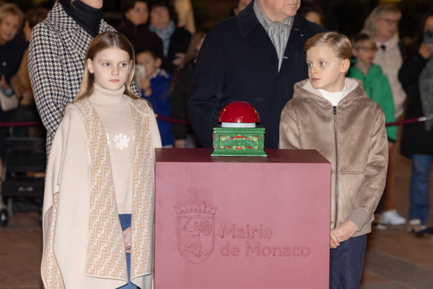 Jacques et Gabriella de Monaco&nbsp;: les jumeaux ont lanc&eacute; les f&ecirc;tes de No&euml;l