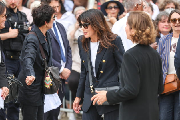Nolwenn Leroy, très proche de la famille, a fait ses adieux à Françoise Hardy