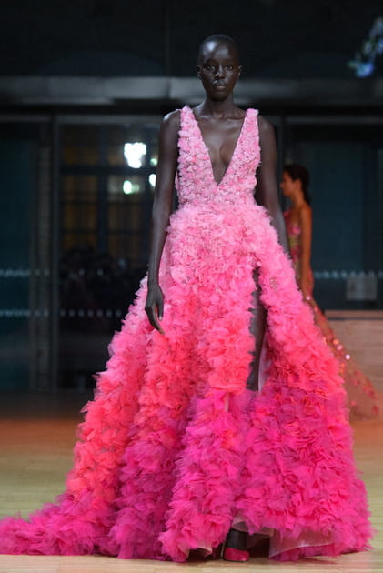 Défilé Elie Saab haute couture printemps-été 2022