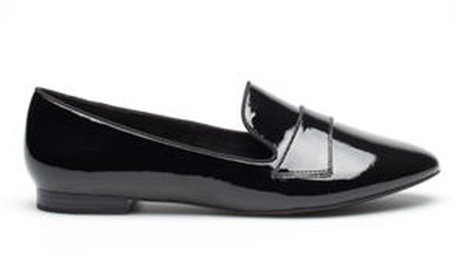 Slippers façon mocassins vernis de Stradivarius