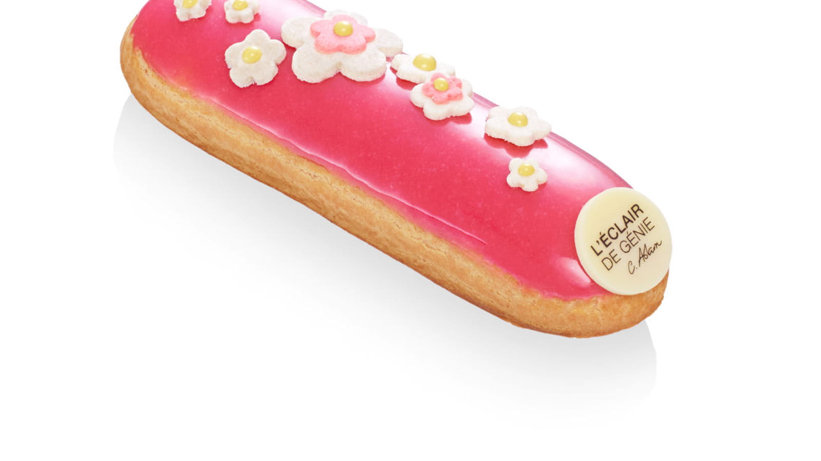 Eclair fleuri à la rose de l'Eclair de Génie