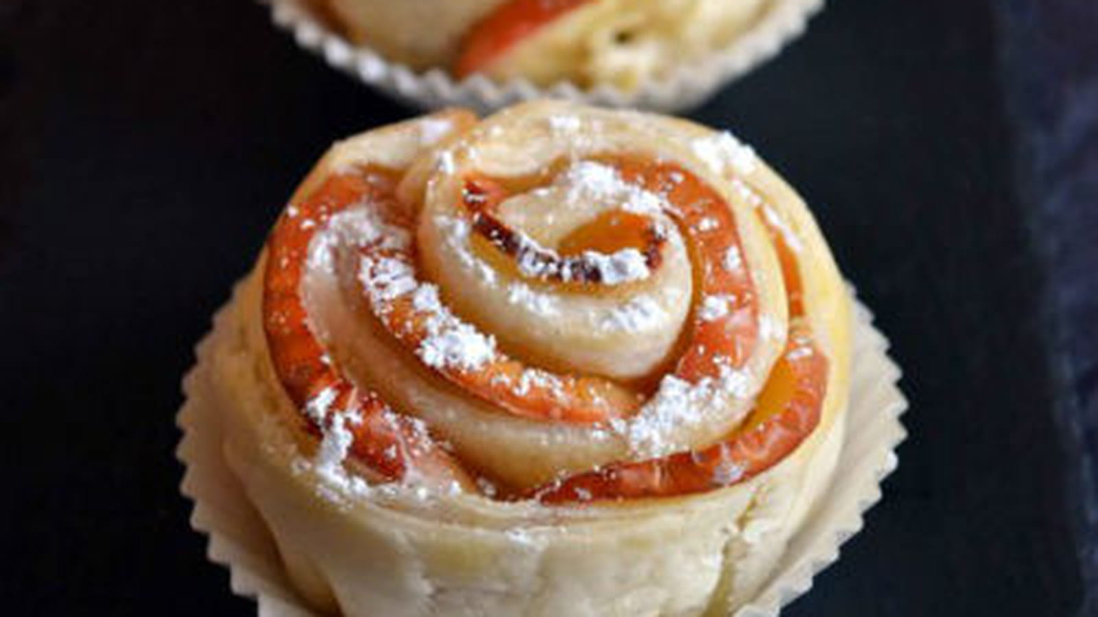 Roses feuilletées aux pommes