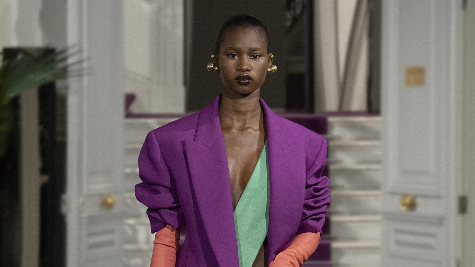 Look 24 du défilé Valentino