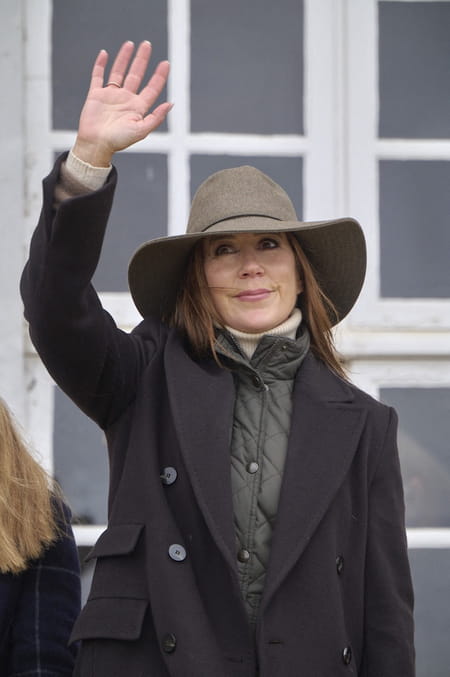 Mary-Danemark-chapeau