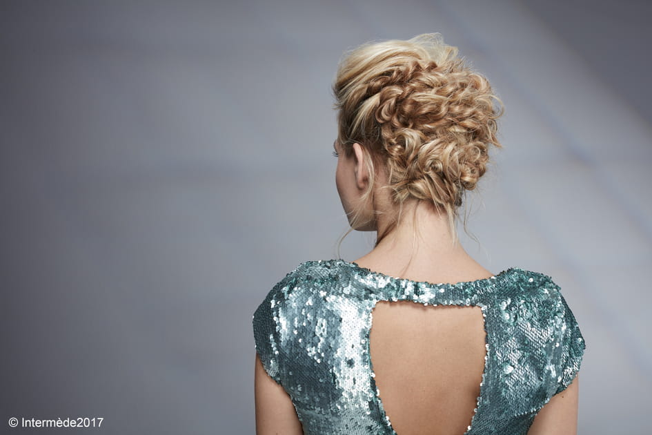 Chignon cr&ecirc;p&eacute;