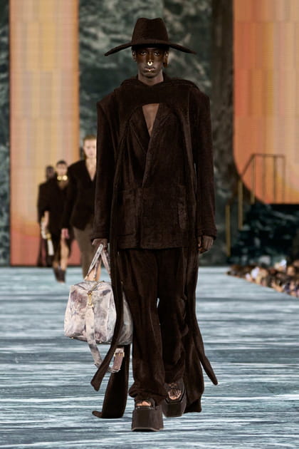 Look 84&nbsp;du d&eacute;fil&eacute; Balmain