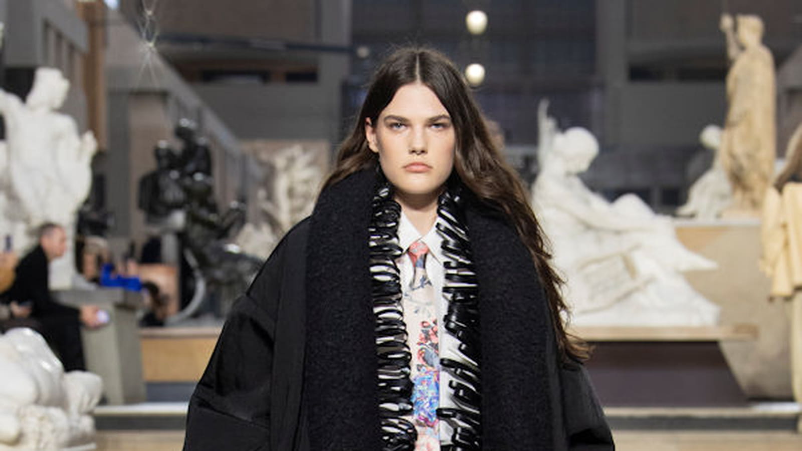 Look 5