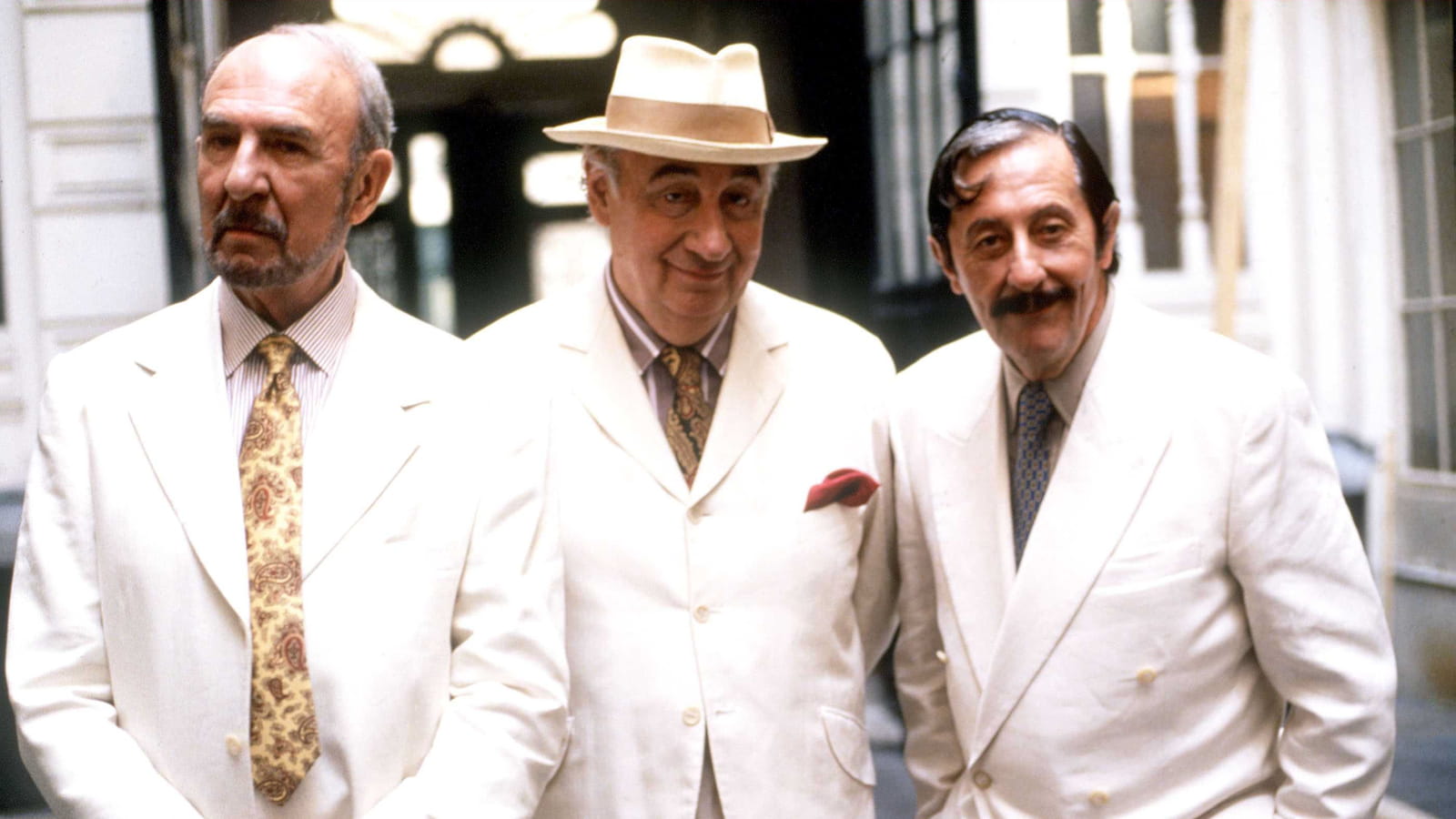 Dans "Les Grands Ducs" avec Jean-Pierre Marielle et Philippe Noiret