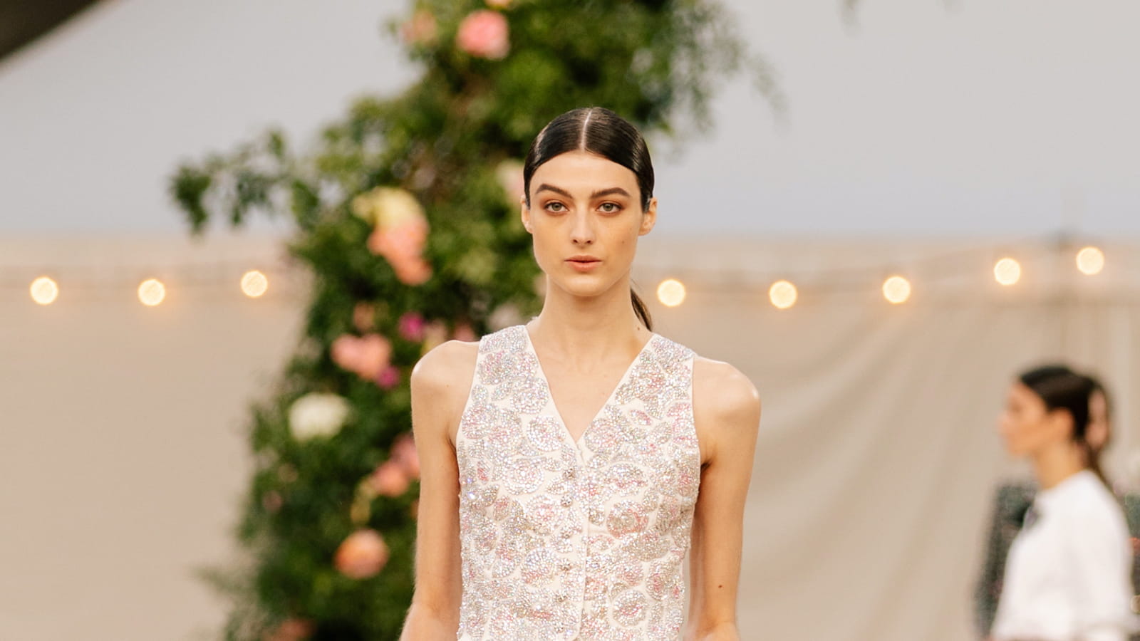 Look 15