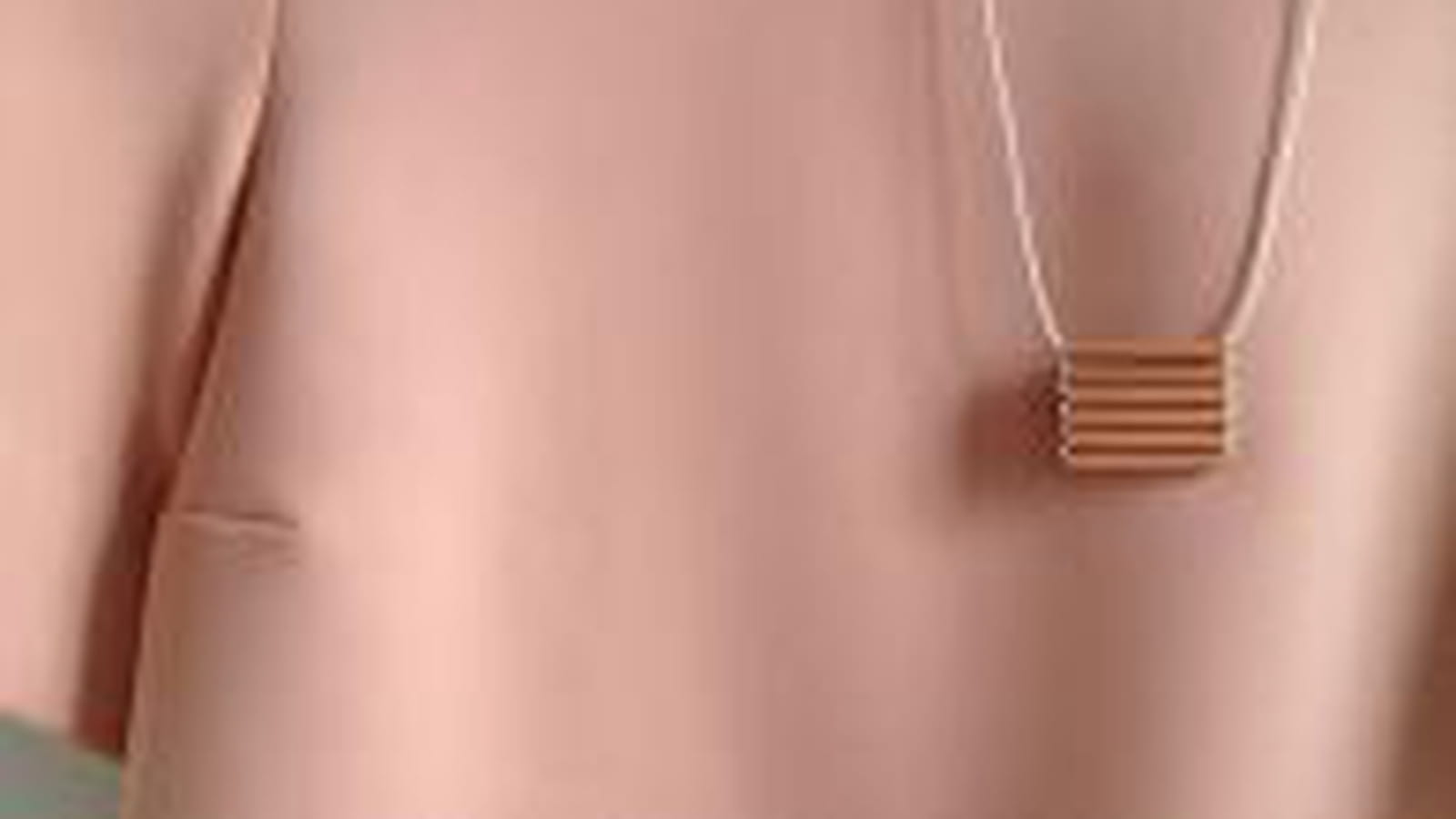 Collier en tubes de cuivre