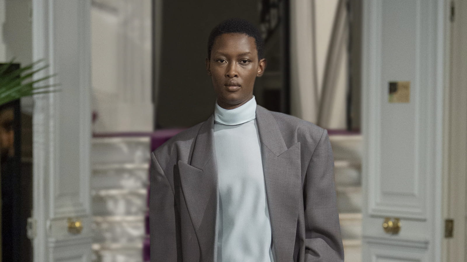 Look 14 du défilé Valentino
