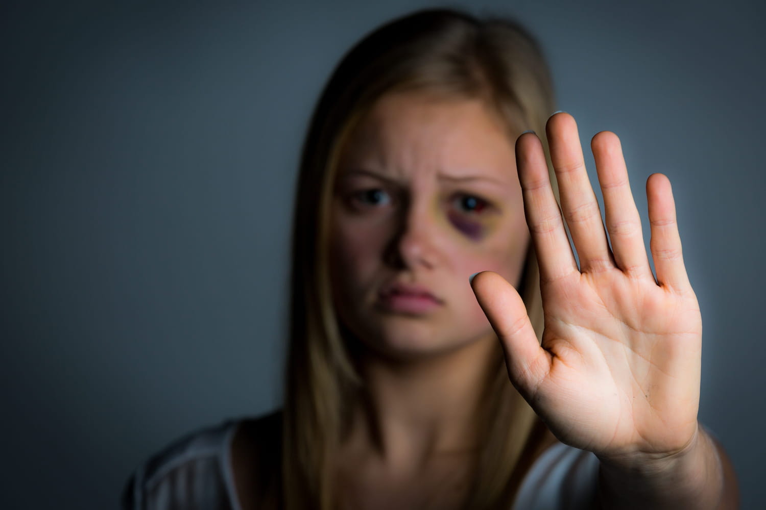 Stop aux violences conjugales : Téva et M6 s'engagent