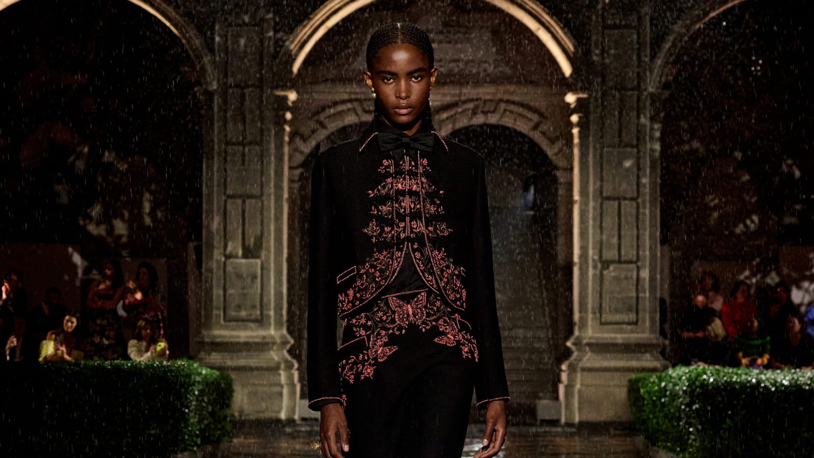 Look 12