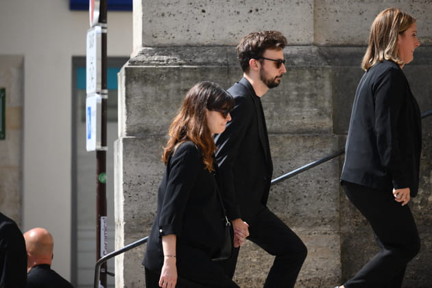 Obsèques de Thierry Ardisson : Tom Villa, aperçu devant l'église