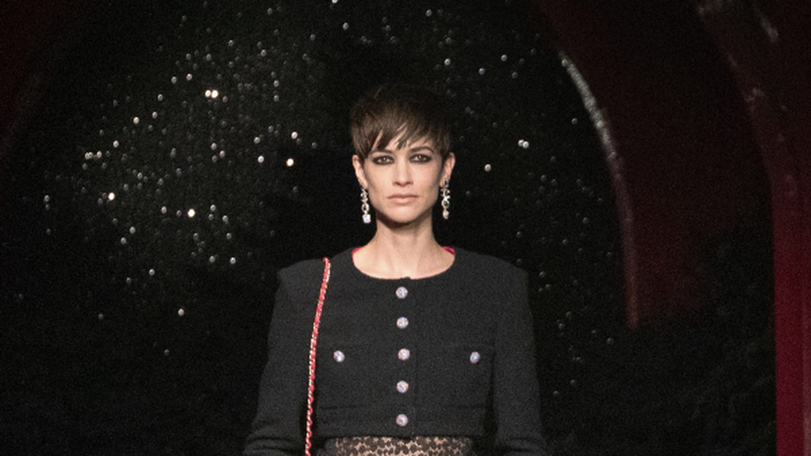 Look 30