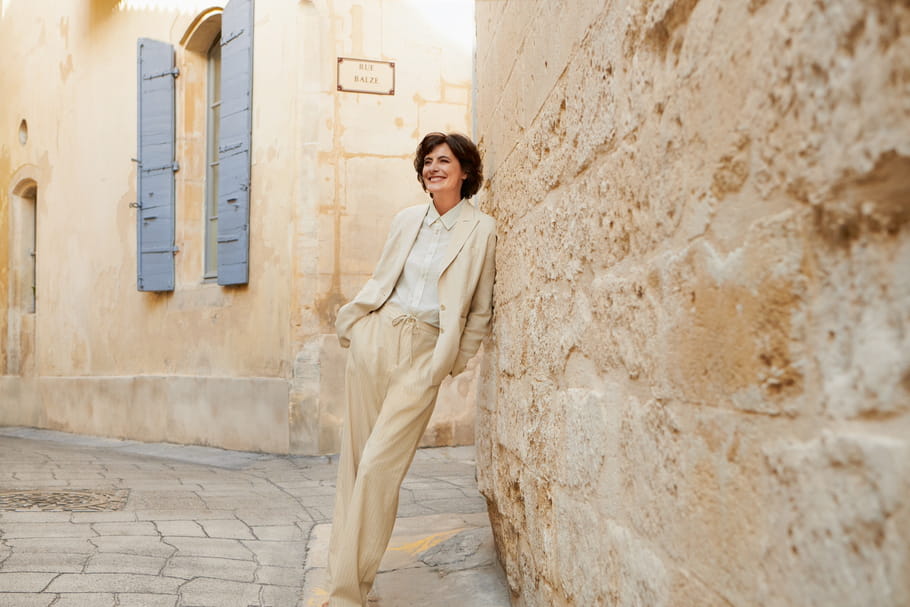 Un été rétro chic avec Uniqlo et Inès de La Fressange