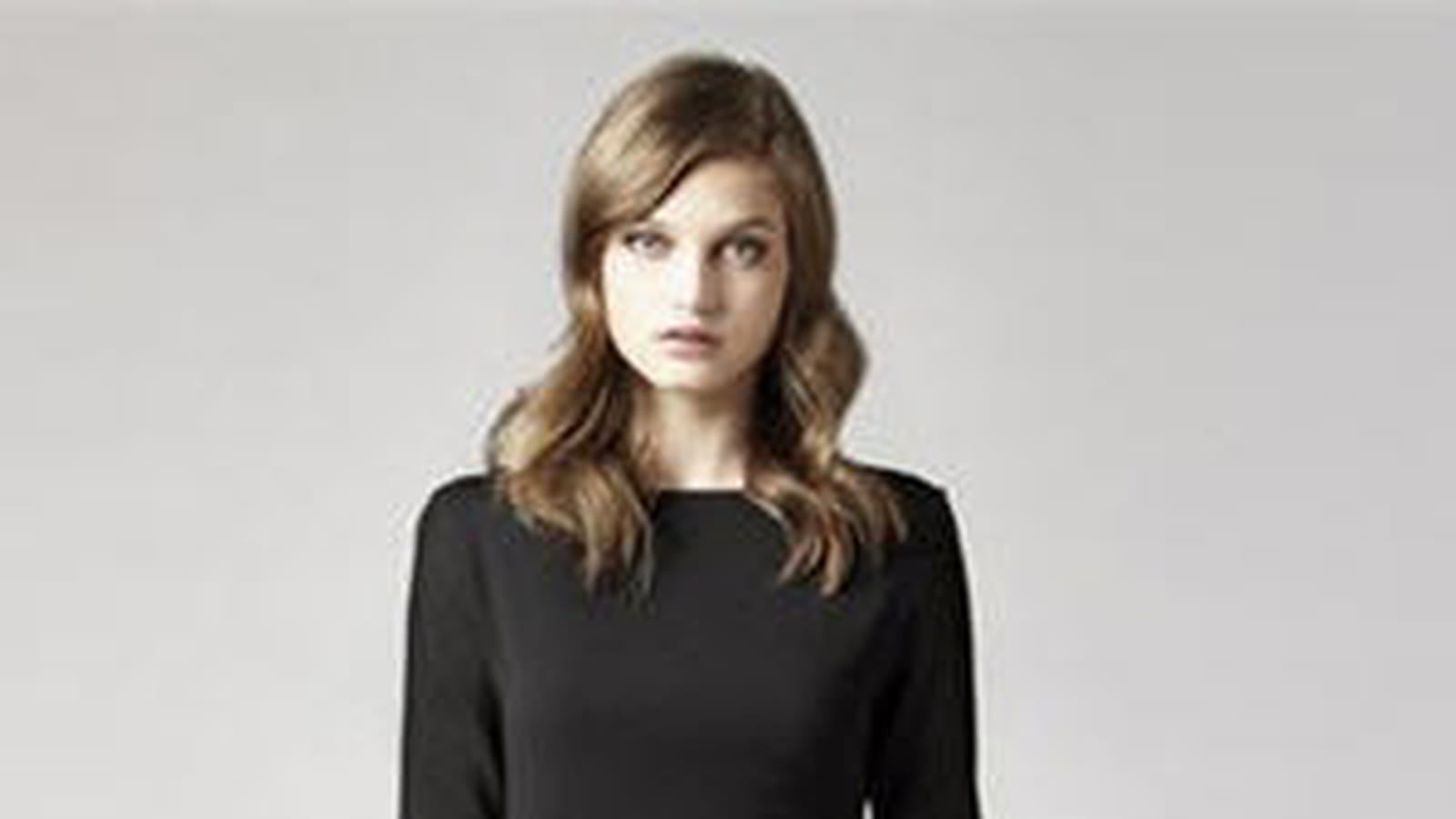 Robe noire drapée de Gérard Darel