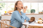 Pour perdre du poids, beaucoup remplacent le pain par cet aliment sans savoir qu'il faut en manger 2X moins