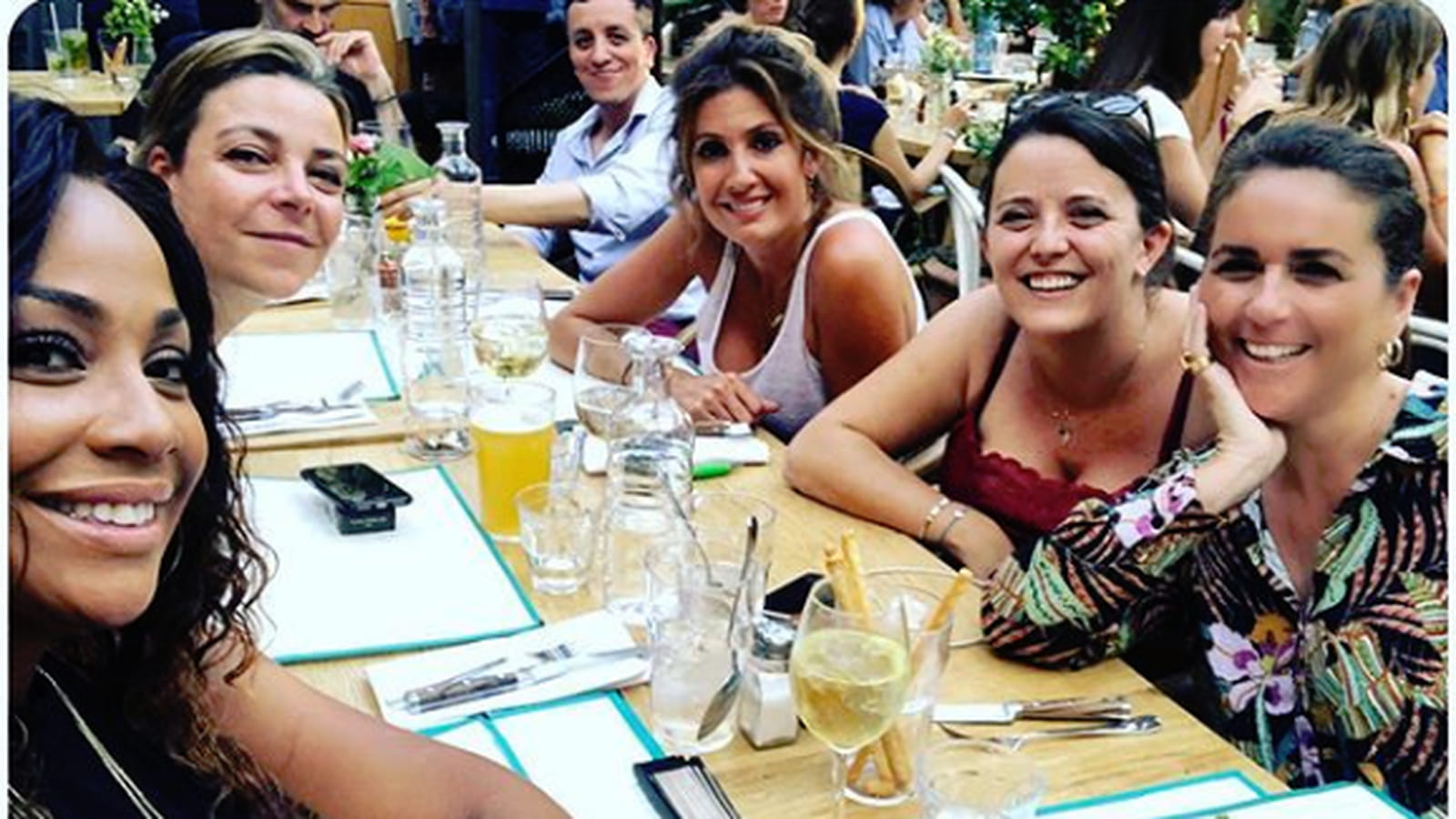 Ludivine Retory, Noémie Lefort, Caroline Ithurbide, Emilie Lopez, Valérie Benaim