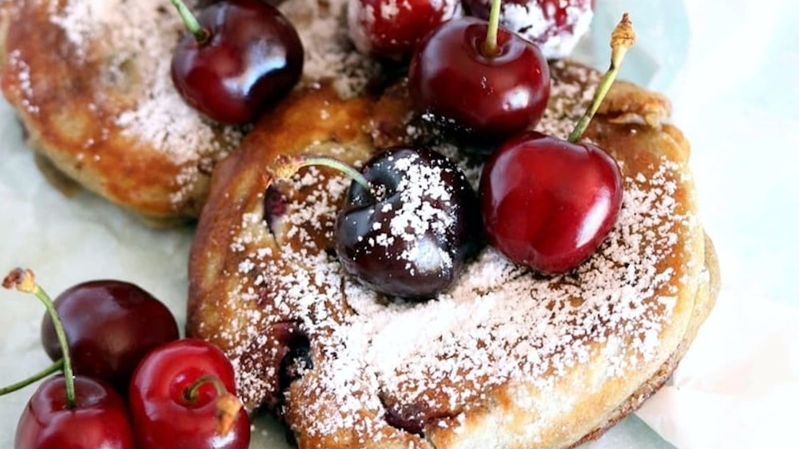 Pancakes moelleux aux cerises