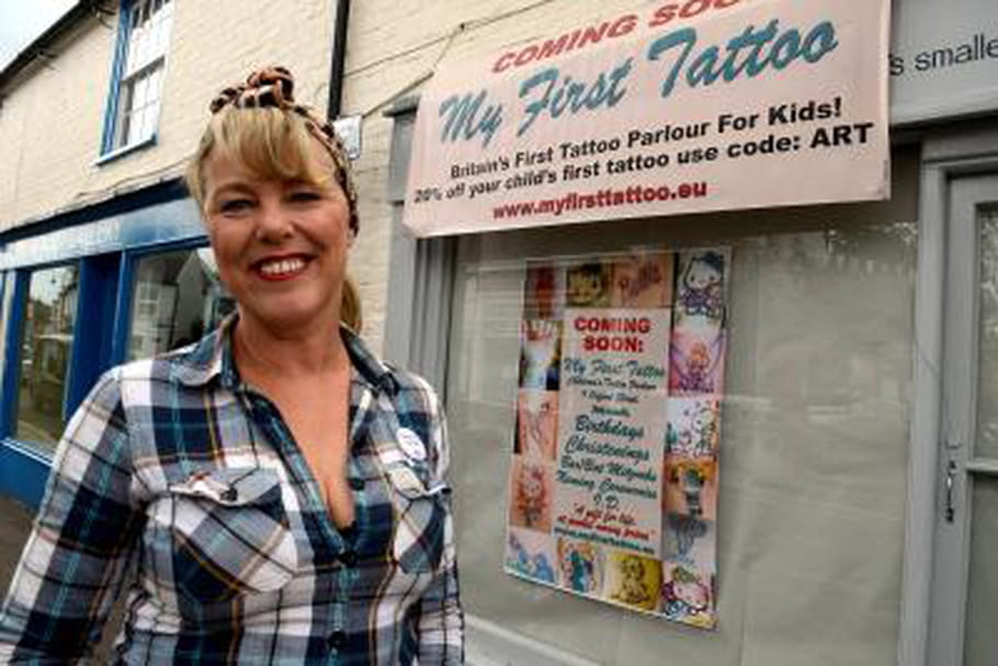 Un salon de tatouage pour enfants en Angleterre ?
