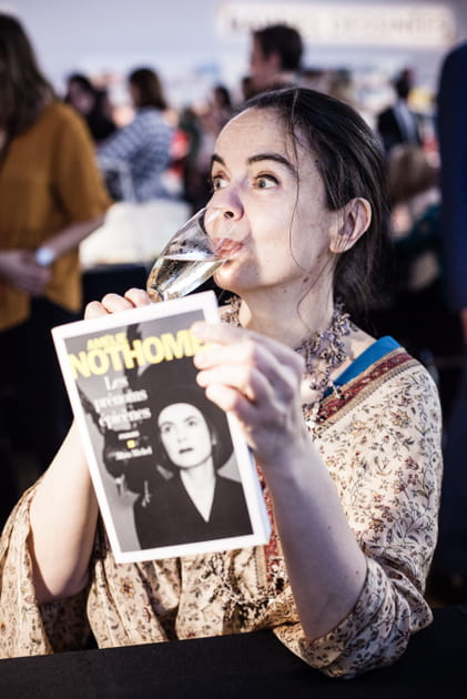 Du champagne, un livre, la vie selon Am&eacute;lie Nothomb