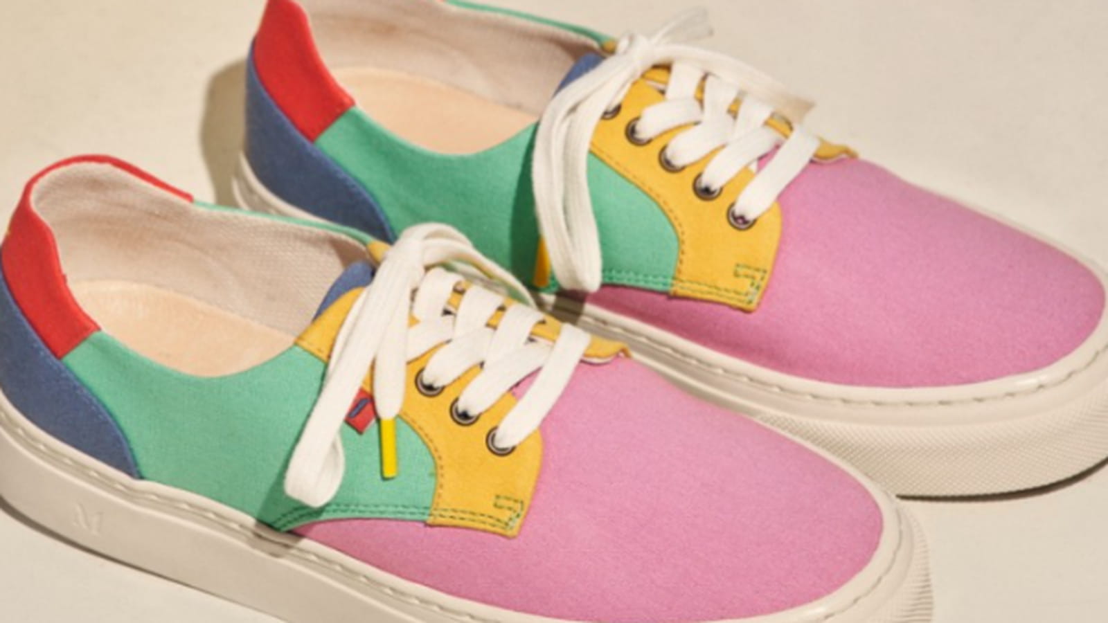 Baskets M. Moustache