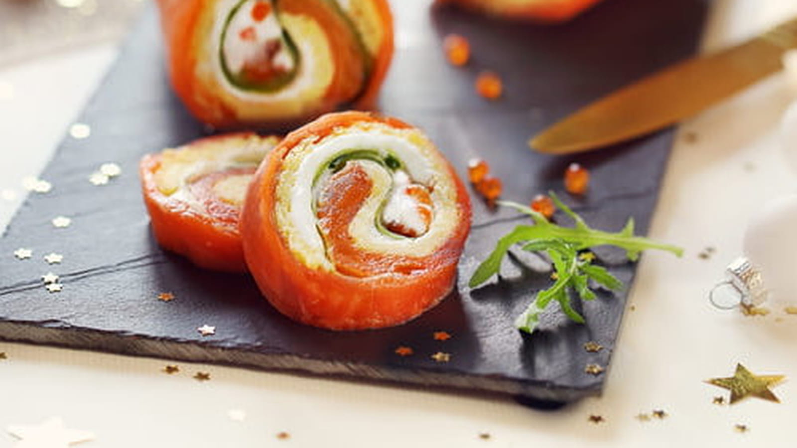 Bûchettes roulées au saumon fumé