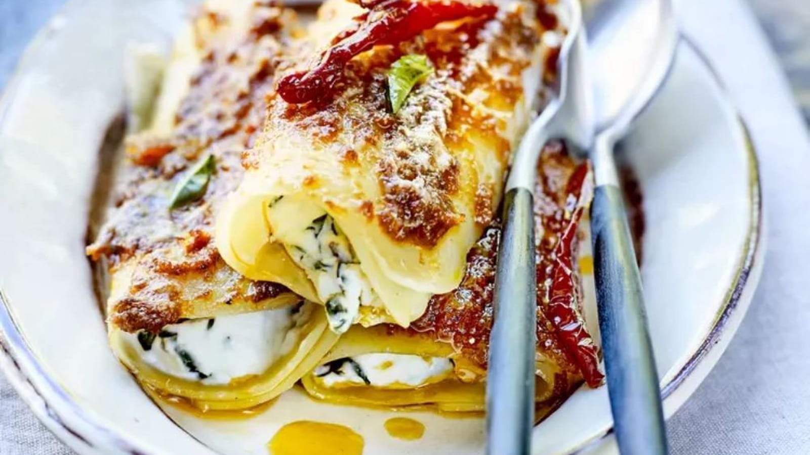 Cannelloni ricotta, basilic et tomates séchées