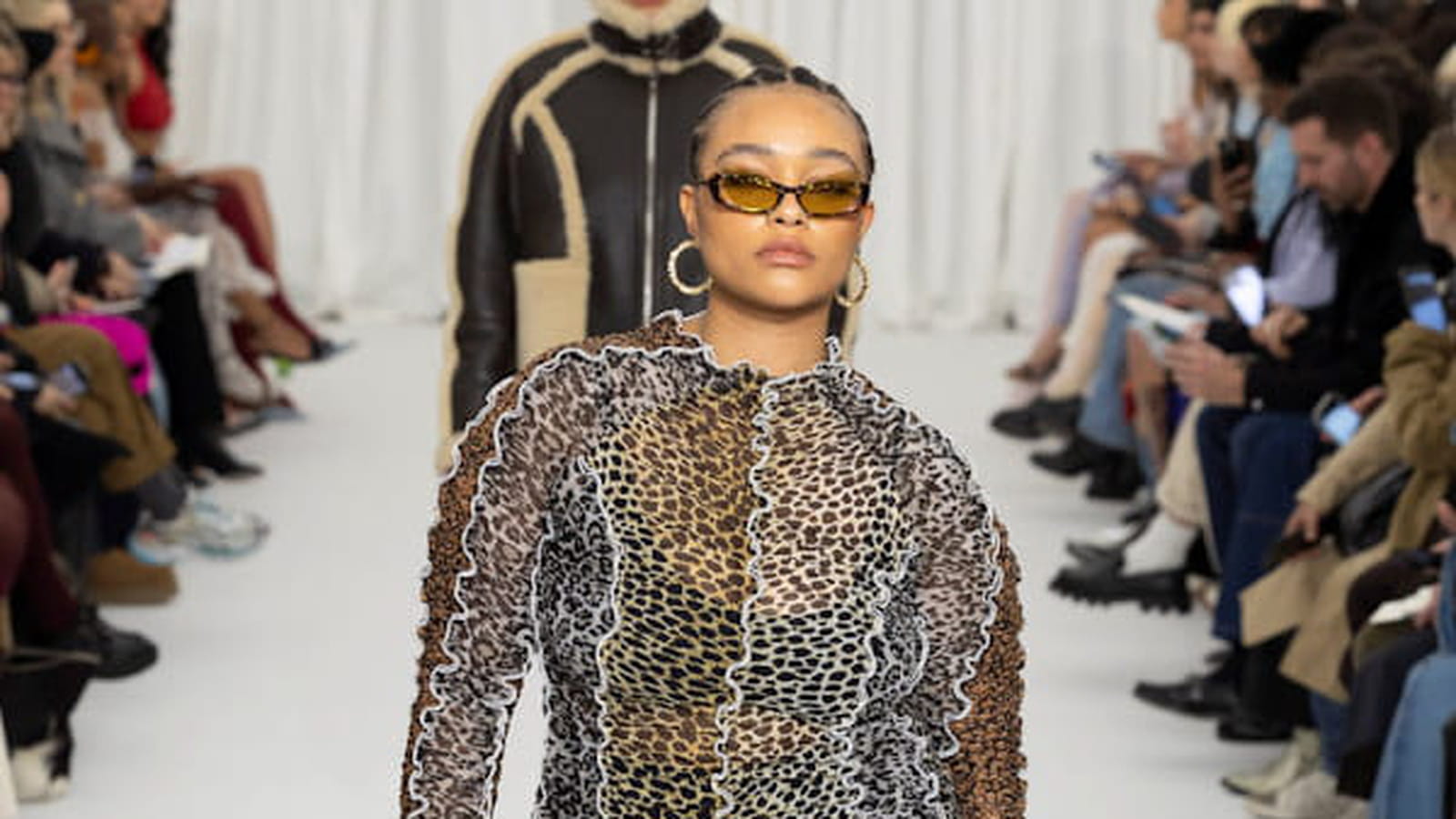 Défilé Ester Manas automne-hiver 2024-2025