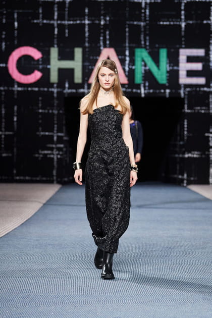 Look 60&nbsp;du d&eacute;fil&eacute; Chanel