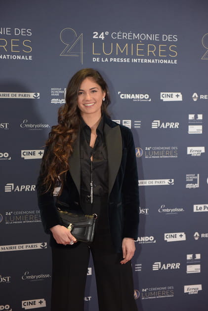 Oph&eacute;lie Bau sacr&eacute;e meilleure r&eacute;v&eacute;lation f&eacute;minine pour son r&ocirc;le dans "Mektoub My Love"