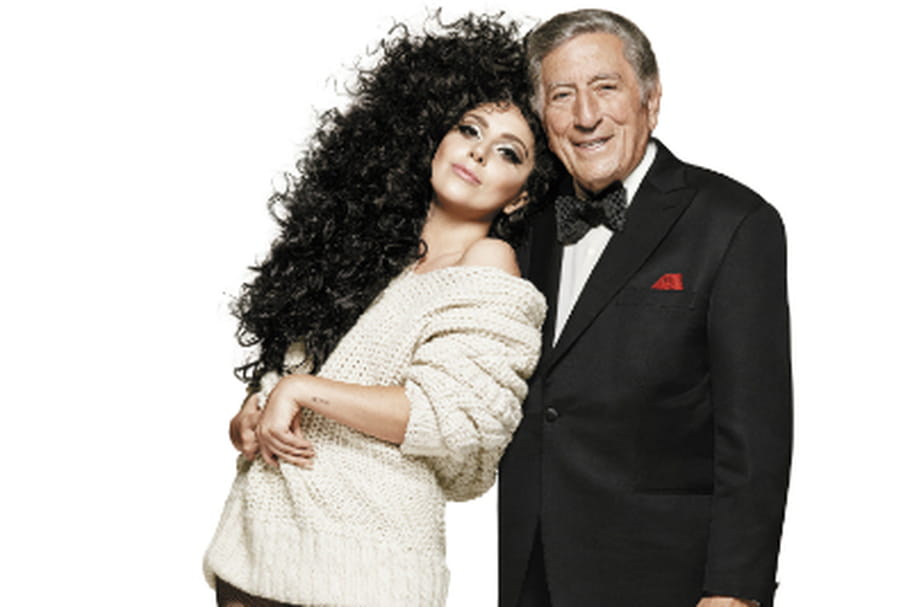 Lady Gaga illumine H&M pour les fêtes