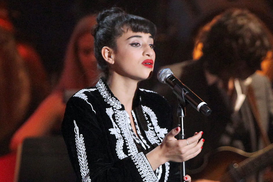 Cam&eacute;lia et son look beaut&eacute; Edith Piaf