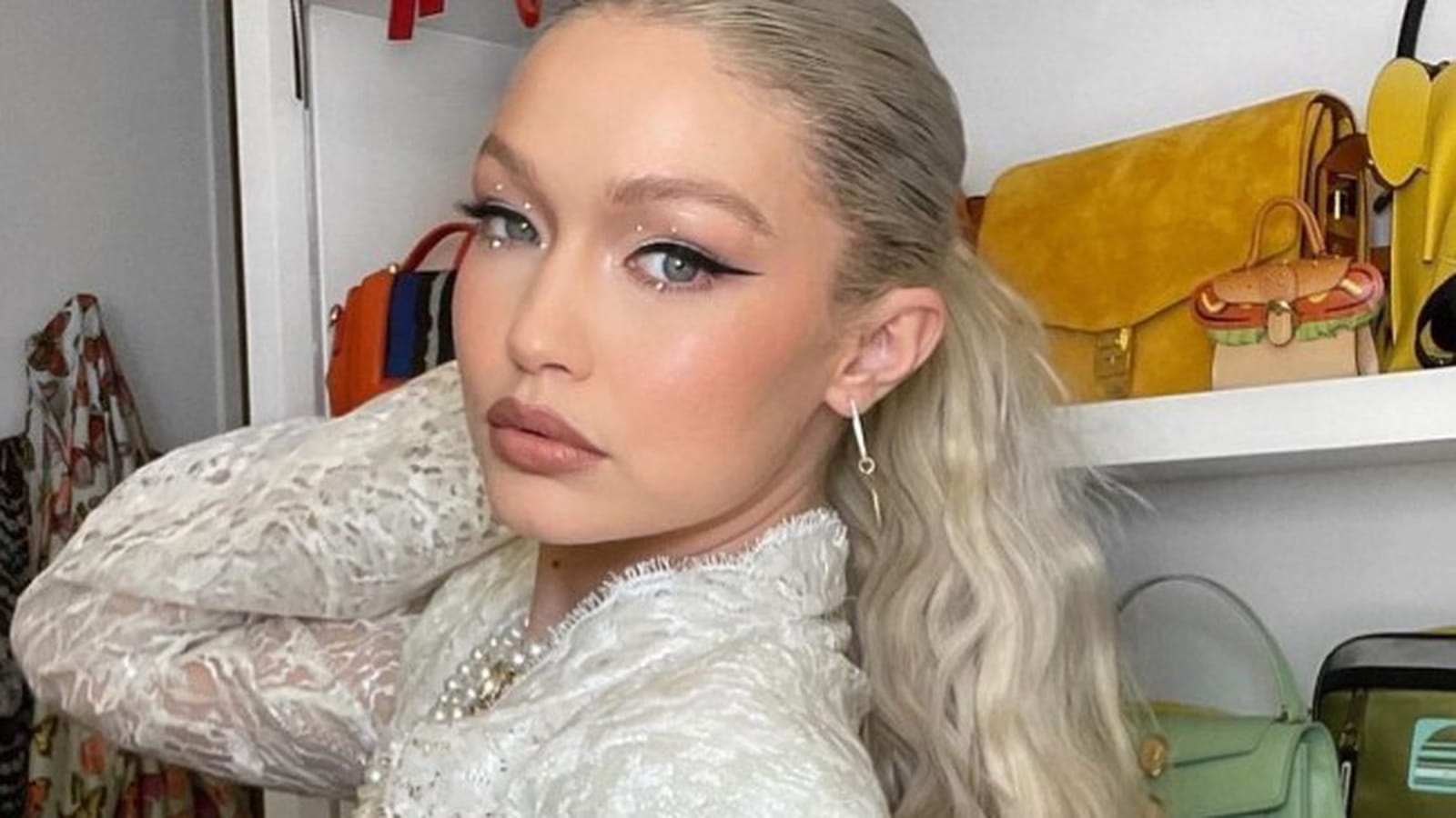 Gigi Hadid et son blond polaire