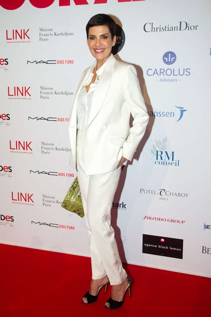Cristina Cordula en tailleur blanc
