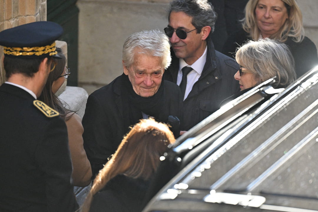 Bernard d'Ormale, le mari de Brigitte Bardot, effondré aux obsèques de la  star